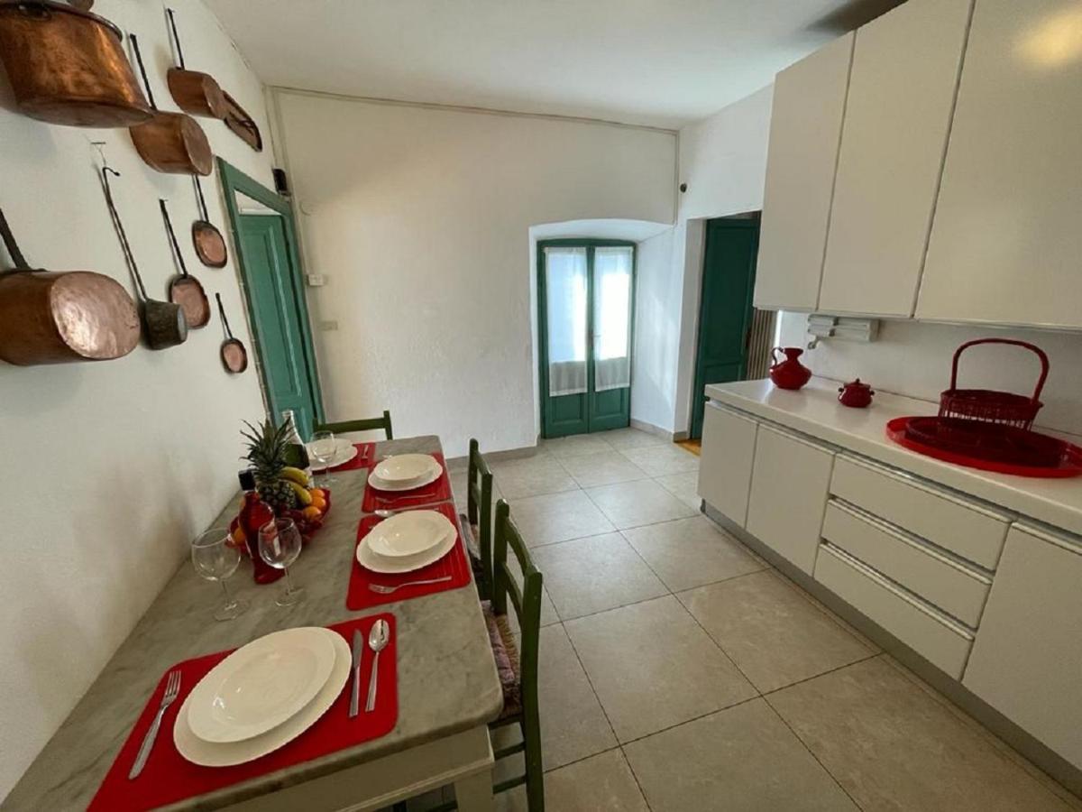 Charming Villa Il Motto With Pool Cissano Экстерьер фото